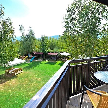 Natura Family Resort アヴリグ エクステリア 写真