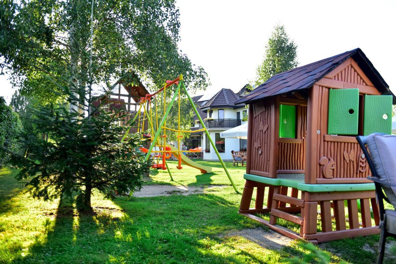 Natura Family Resort アヴリグ エクステリア 写真