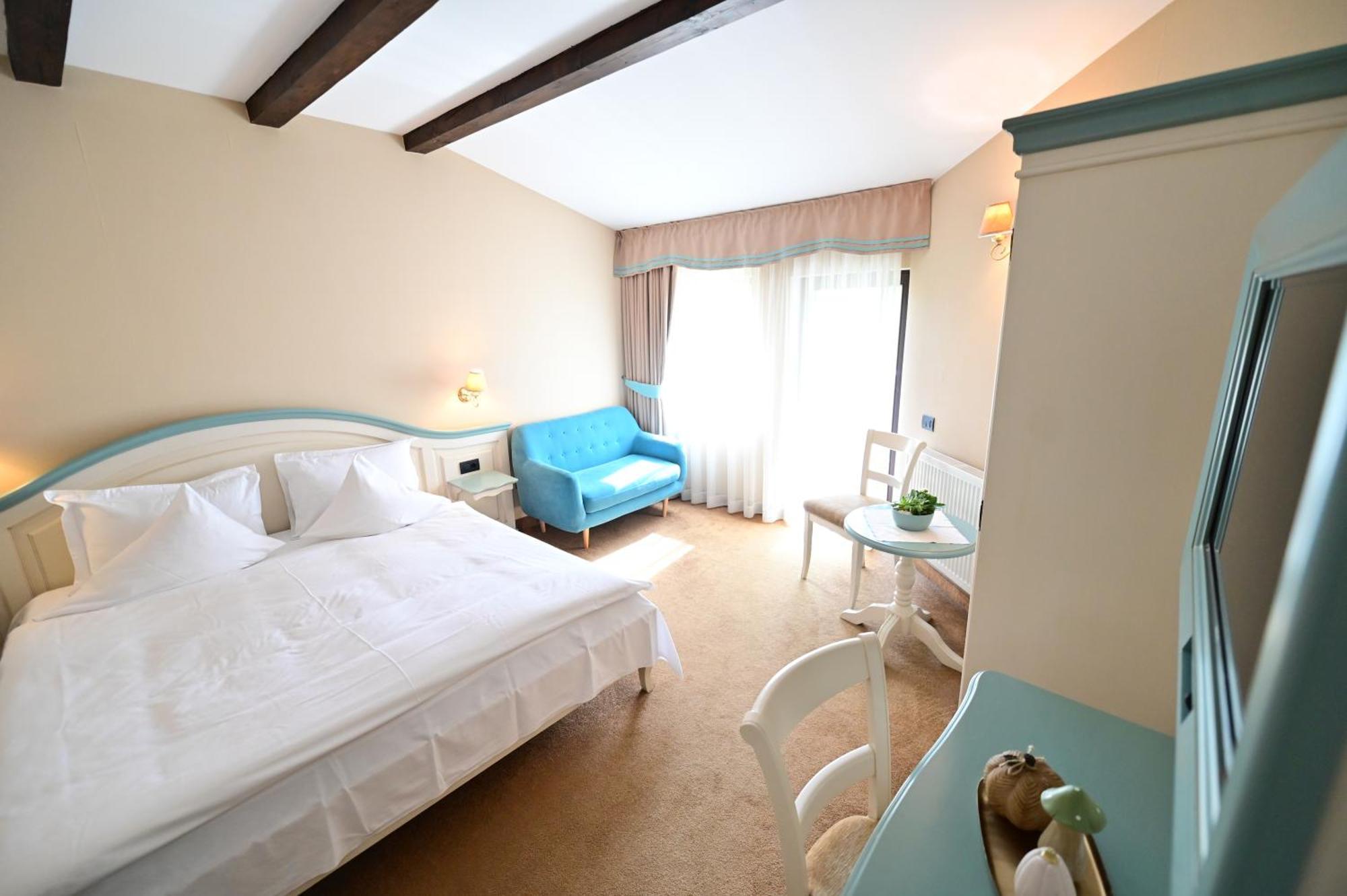 Natura Family Resort アヴリグ エクステリア 写真